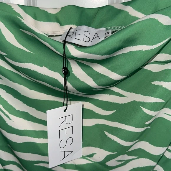 NWT RESA Kona Kelly Green Anna Slip Small - Picture 3 of 4